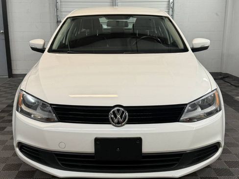 Used 2012 Volkswagen Jetta SE FWD image 3
