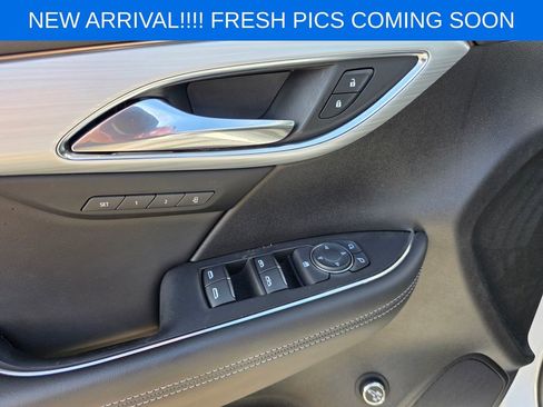 Used 2024 Buick Envision Avenir image 9