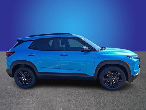 Used 2026 Chevrolet TrailBlazer LT w/ Midnight Edition FWD image 4