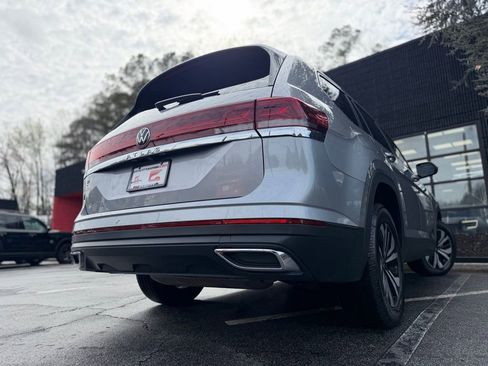 Used 2024 Volkswagen Atlas SE image 14