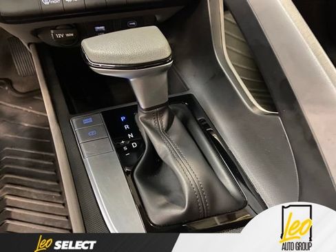 Used 2024 Hyundai Elantra SEL FWD image 16