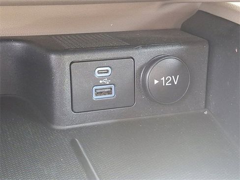 Used 2022 Ford Escape SE w/ Cold Weather Package image 26