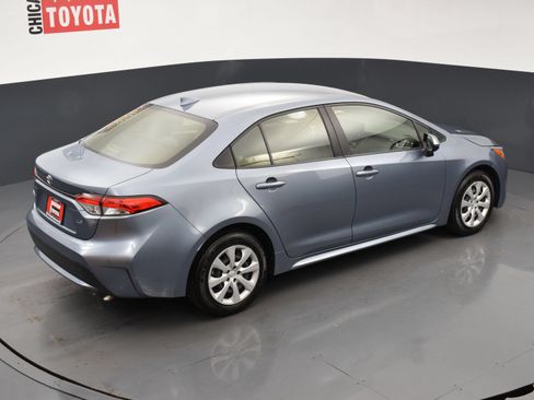 Used 2022 Toyota Corolla LE FWD image 19