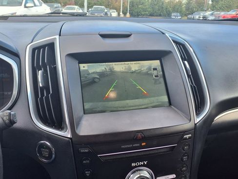 Used 2018 Ford Edge Titanium w/ Ford Safe & Smart Package image 22