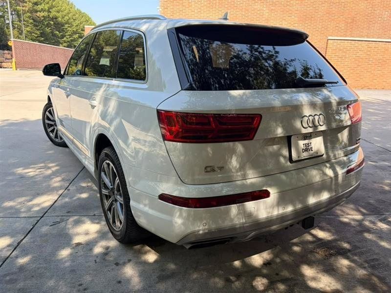 Used 2018 Audi Q7 3.0T Prestige AWD/4WD image 4