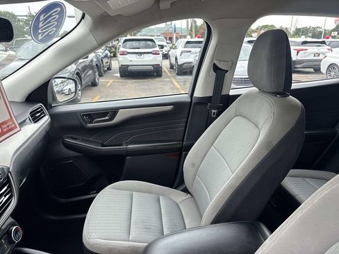 Used 2022 Ford Escape S FWD image 16
