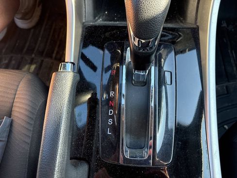 Used 2016 Honda Accord LX image 24
