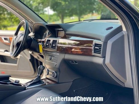 Used 2012 Mercedes-Benz GLK 350 4MATIC image 19
