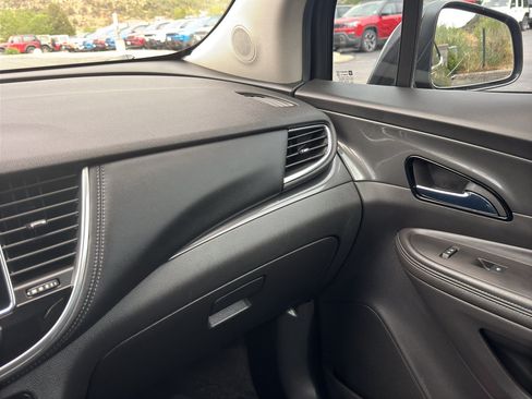 Used 2018 Buick Encore Preferred FWD image 30