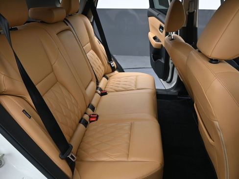 Used 2023 Nissan Rogue Platinum w/ Platinum Premium Package image 28