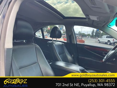 Used 2011 Lexus LS 460 AWD w/ Luxury Value Edition image 22