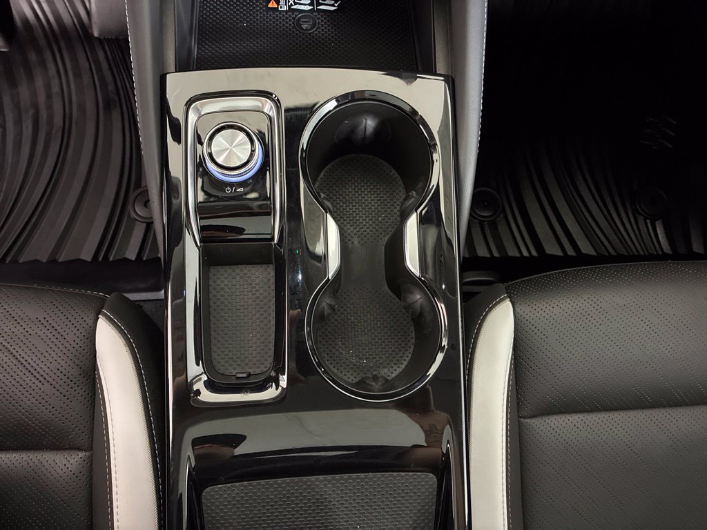 Used 2025 Buick Envision Sport Touring AWD/4WD image 12