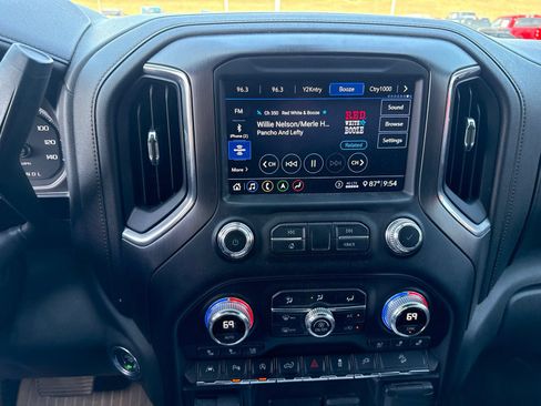 Used 2020 GMC Sierra 1500 AT4 w/ AT4 Premium Package AWD/4WD image 23