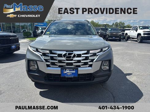 Used 2022 Hyundai Santa Cruz SEL w/ Activity Package AWD/4WD image 2
