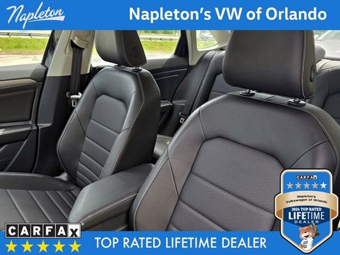 Used 2024 Volkswagen Jetta SE image 29