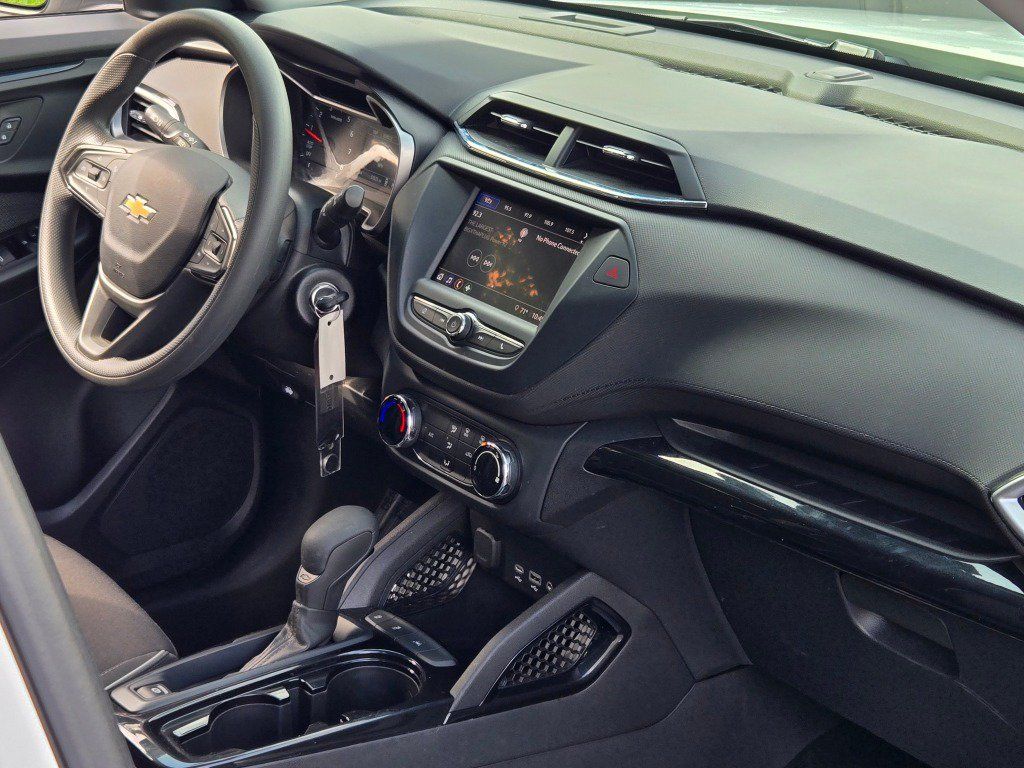 Used 2021 Chevrolet TrailBlazer LS FWD image 7