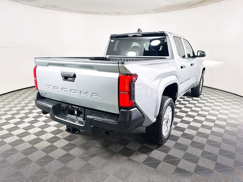 Used 2024 Toyota Tacoma SR image 3