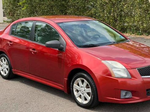 Used 2011 Nissan Sentra 2.0 SR FWD image 9