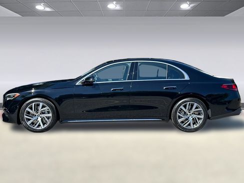 New 2026 Mercedes-Benz E 450 4MATIC Sedan image 2