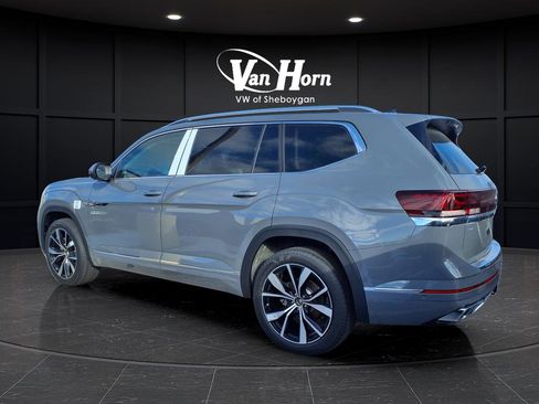 New 2026 Volkswagen Atlas SEL Premium R-Line image 3