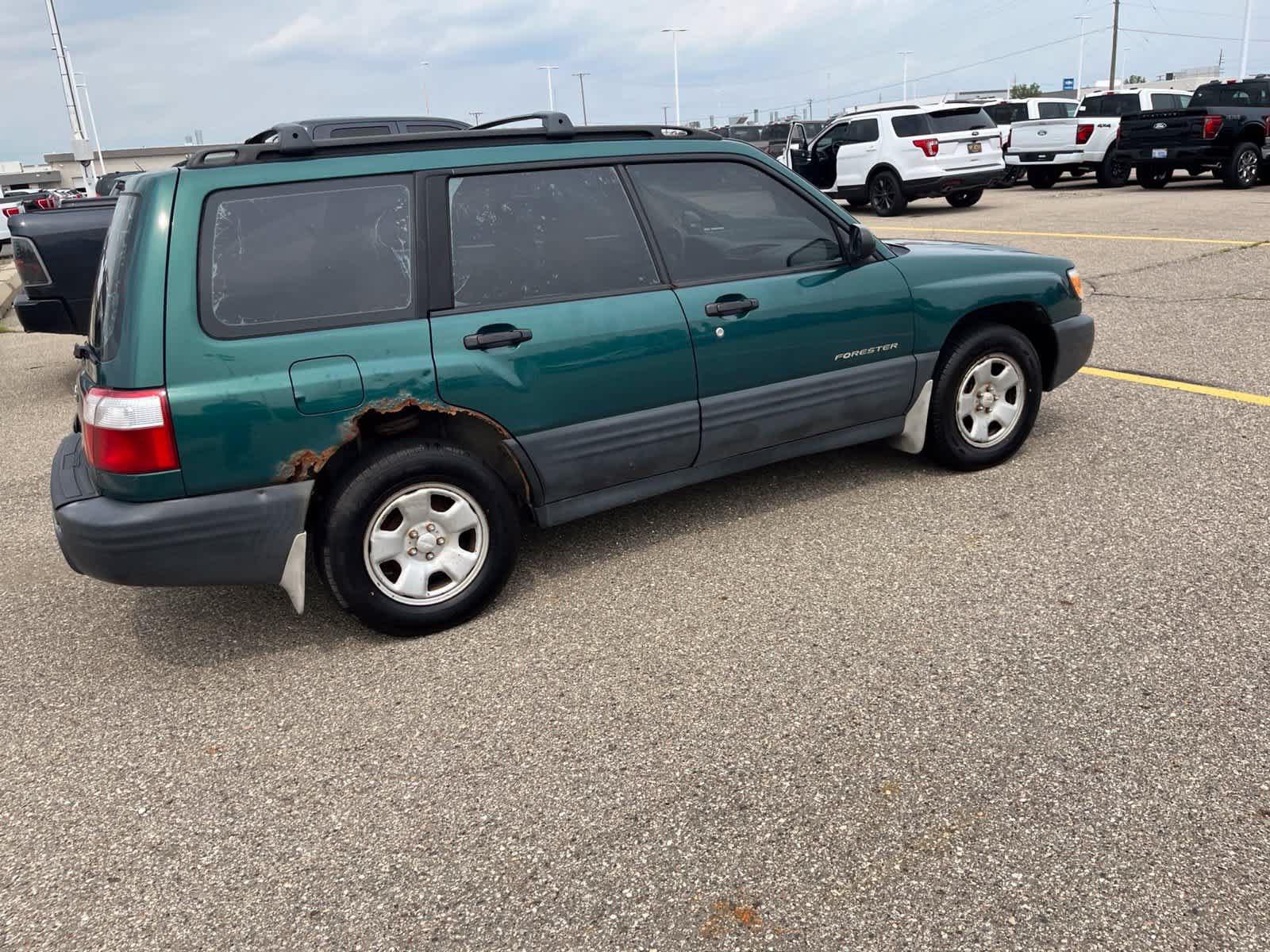 Used 2001 Subaru Forester L AWD/4WD image 15