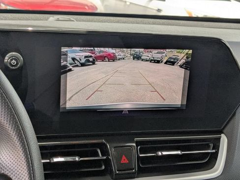 Used 2025 Chevrolet TrailBlazer LT AWD/4WD image 19