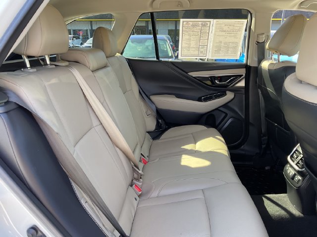 Used 2020 Subaru Outback Limited AWD/4WD image 17