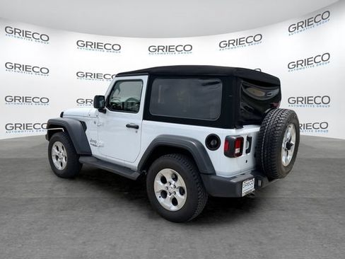 Used 2018 Jeep Wrangler Sport AWD/4WD image 5