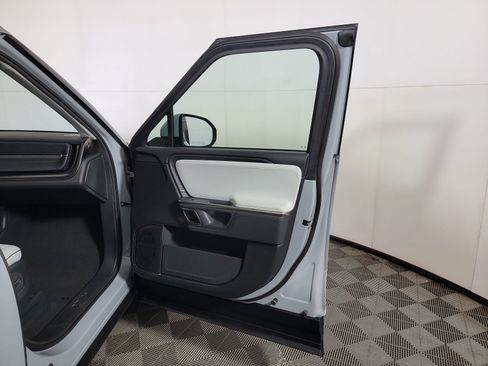 Used 2023 Rivian R1S Adventure AWD/4WD image 18