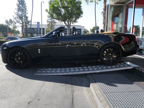 Used 2016 Rolls-Royce Dawn image 5