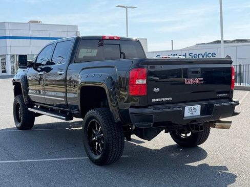 Used 2018 GMC Sierra 3500 Denali image 13