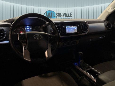 Used 2016 Toyota Tacoma SR5 image 13
