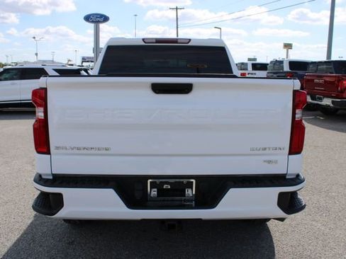 Used 2020 Chevrolet Silverado 1500 Custom w/ Trailering Package RWD image 6