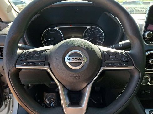 Certified 2023 Nissan Sentra SV FWD image 21