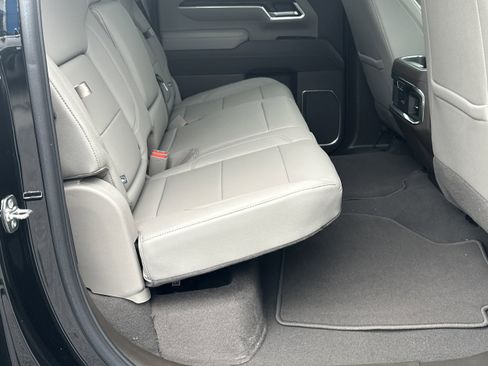 New 2025 GMC Sierra 2500 SLT w/ SLT Convenience Package image 15