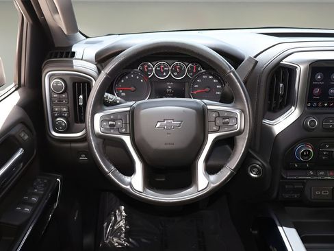 Used 2022 Chevrolet Silverado 1500 LT Trail Boss w/ Convenience Package II image 14