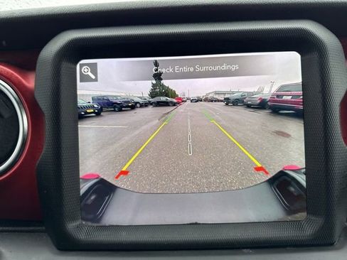 Used 2022 Jeep Gladiator Rubicon w/ LED Lighting Group image 31