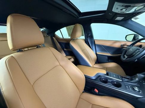 Used 2024 Lexus IS 300 w/ Premium Package RWD image 30