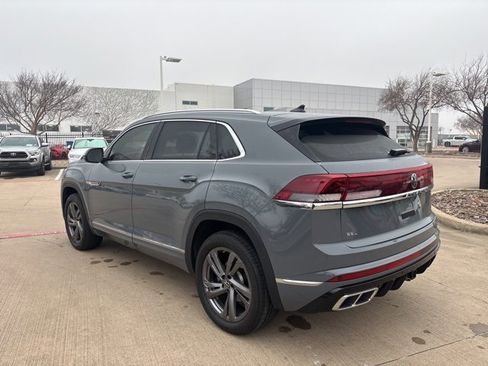 Used 2024 Volkswagen Atlas Cross Sport SEL R-Line image 7