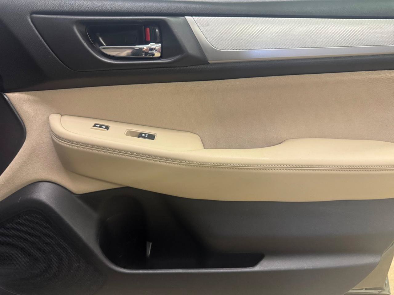 Used 2019 Subaru Outback 2.5i Premium AWD/4WD image 24