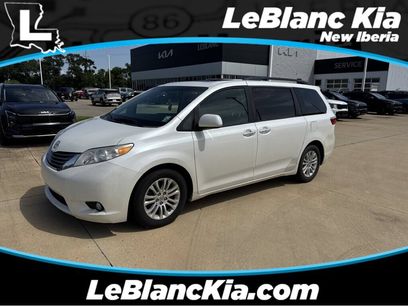 Used 2015 Toyota Sienna XLE w/ XLE Navigation Package
