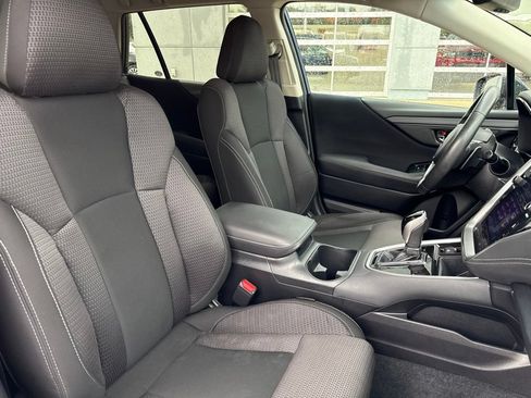 Used 2022 Subaru Outback Premium AWD/4WD image 46