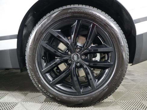 Used 2024 Land Rover Range Rover Velar S AWD/4WD image 32