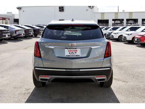 Used 2025 Cadillac XT5 Premium Luxury w/ LPO, Floor Liner Package image 6