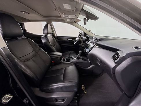 Certified 2022 Nissan Rogue Sport SL w/ Premium Package image 25