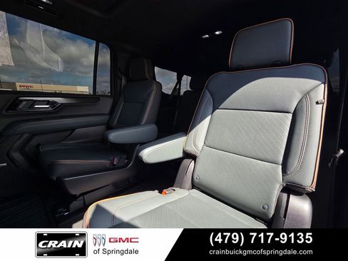Used 2025 GMC Yukon XL AT4 w/ AT4 Premium Plus Package AWD/4WD image 25