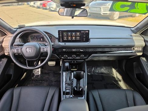 Certified 2025 Honda Accord Sport image 30