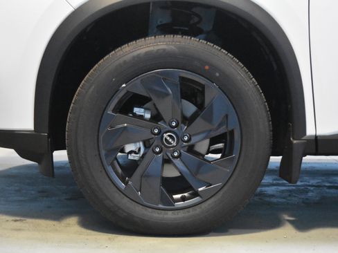 New 2026 Nissan Rogue SV w/ Cold Weather Package FWD image 21