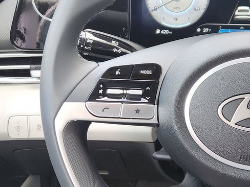 New 2026 Hyundai Elantra Limited image 29