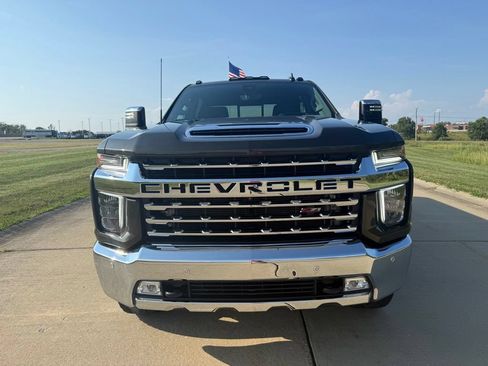 Used 2022 Chevrolet Silverado 2500 LTZ w/ LTZ Plus Package AWD/4WD image 12